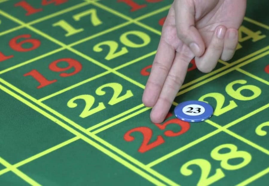 Chỉ ra những vấn đề bạn phải xử lý tốt để chắc chắn chơi Roulette không thua